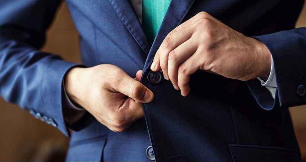 定制西服注意細節