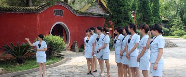 5A級景區(qū)工服定做方案