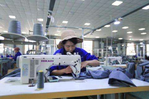 哪家工服訂制廠家好